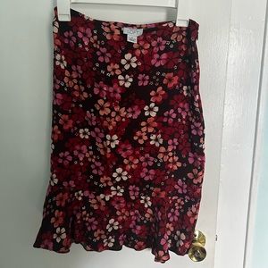 RARELY WORN VINTAGE Y2K FLORAL MIDI SKIRT